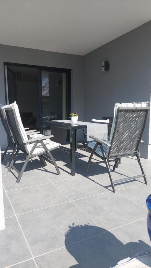 Ferienwohnung Claudia Mit Terrasse Нусдорф-ам-Аттерзее Экстерьер фото