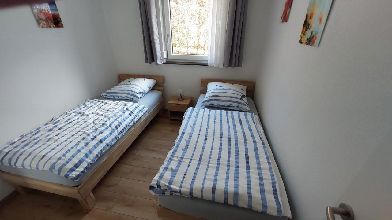 Ferienwohnung Claudia Mit Terrasse Нусдорф-ам-Аттерзее Экстерьер фото