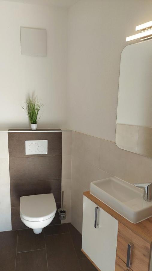 Ferienwohnung Claudia Mit Terrasse Нусдорф-ам-Аттерзее Экстерьер фото